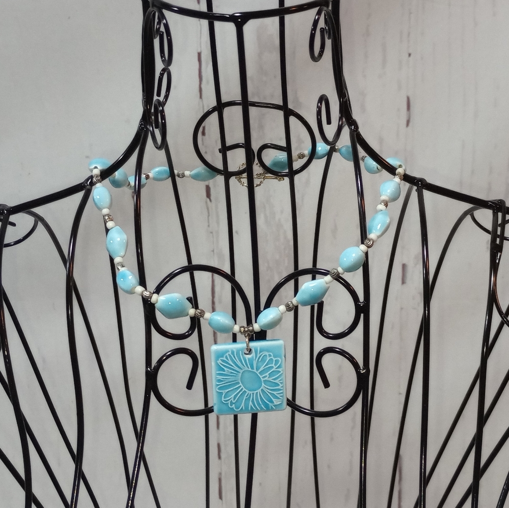 Blue Flower Ceramic Bead Necklace - Picture 6 of 14